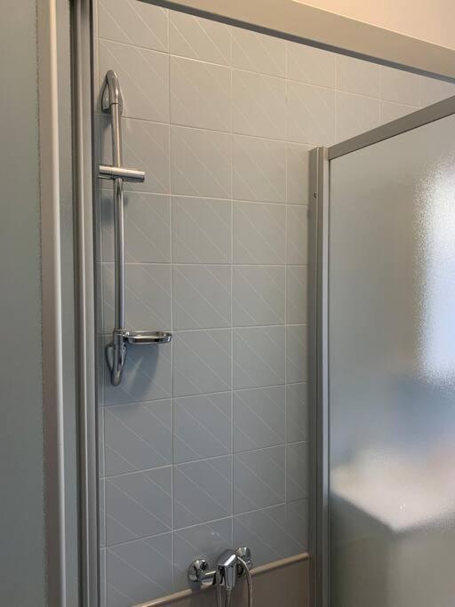 La Casa Del Nonno Apartment โอเมญา ภายนอก รูปภาพ