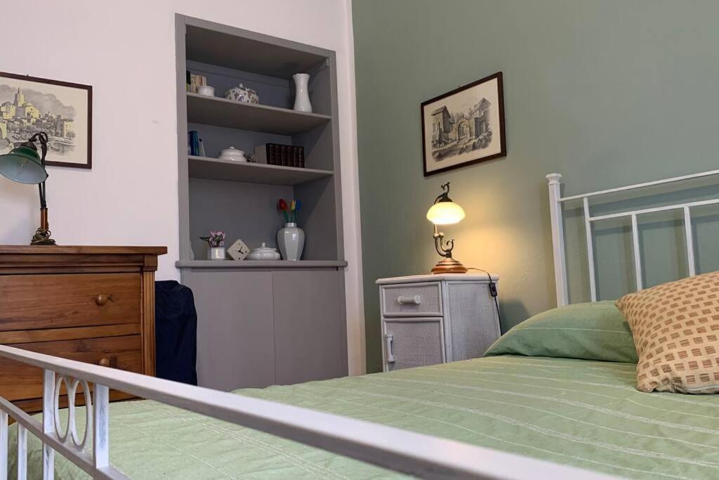 La Casa Del Nonno Apartment โอเมญา ภายนอก รูปภาพ