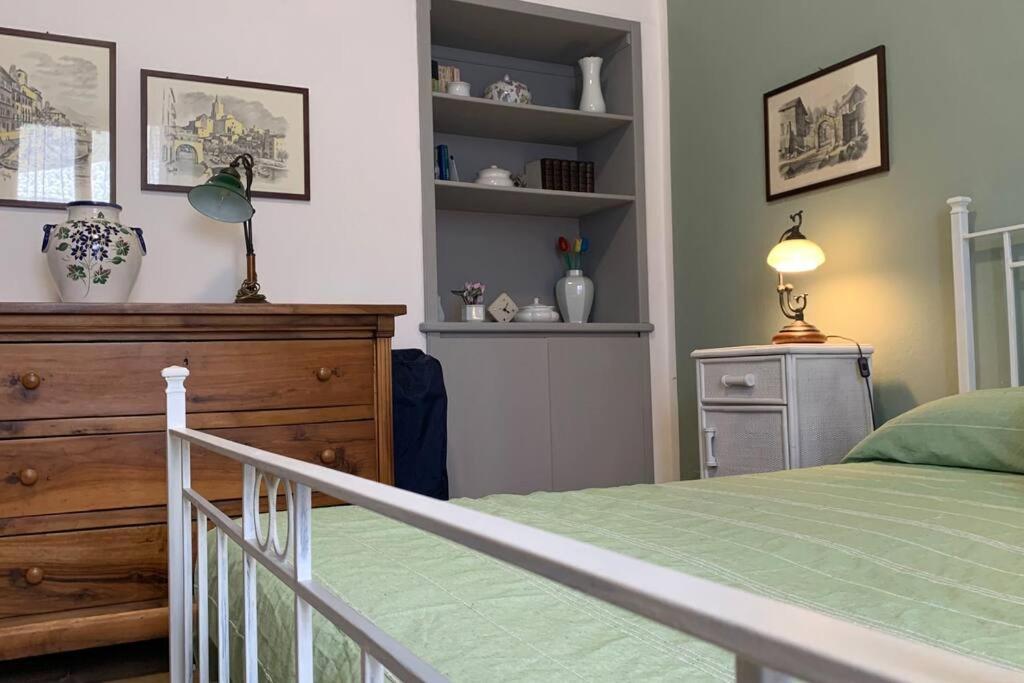 La Casa Del Nonno Apartment โอเมญา ภายนอก รูปภาพ